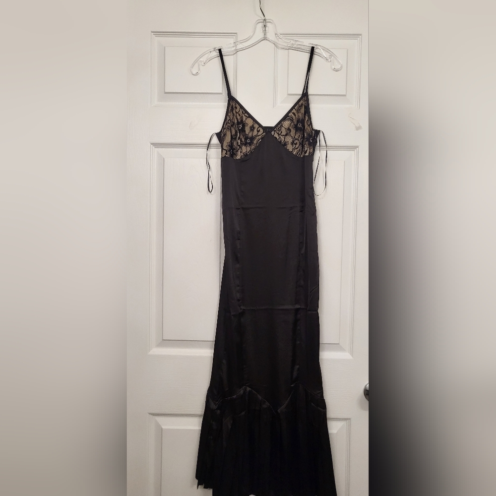 NWT FORE Satin Lace Panel Midi Dress